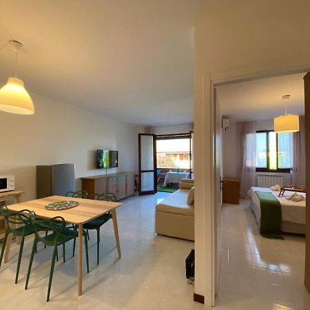 Casa Vittoria Apartment Сирмионе Екстериор снимка